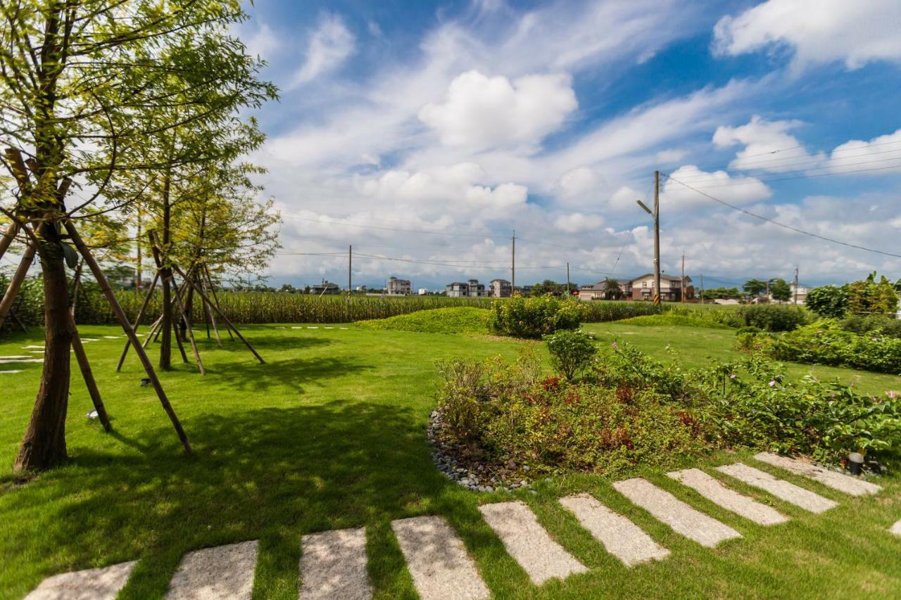 Buluba - Tiao Wang Bed & Breakfast Yuanshan Bagian luar foto
