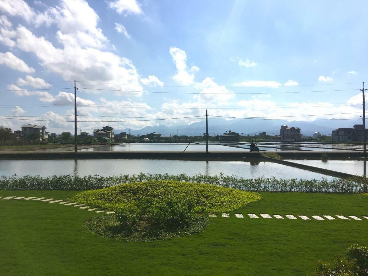 Buluba - Tiao Wang Bed & Breakfast Yuanshan Bagian luar foto